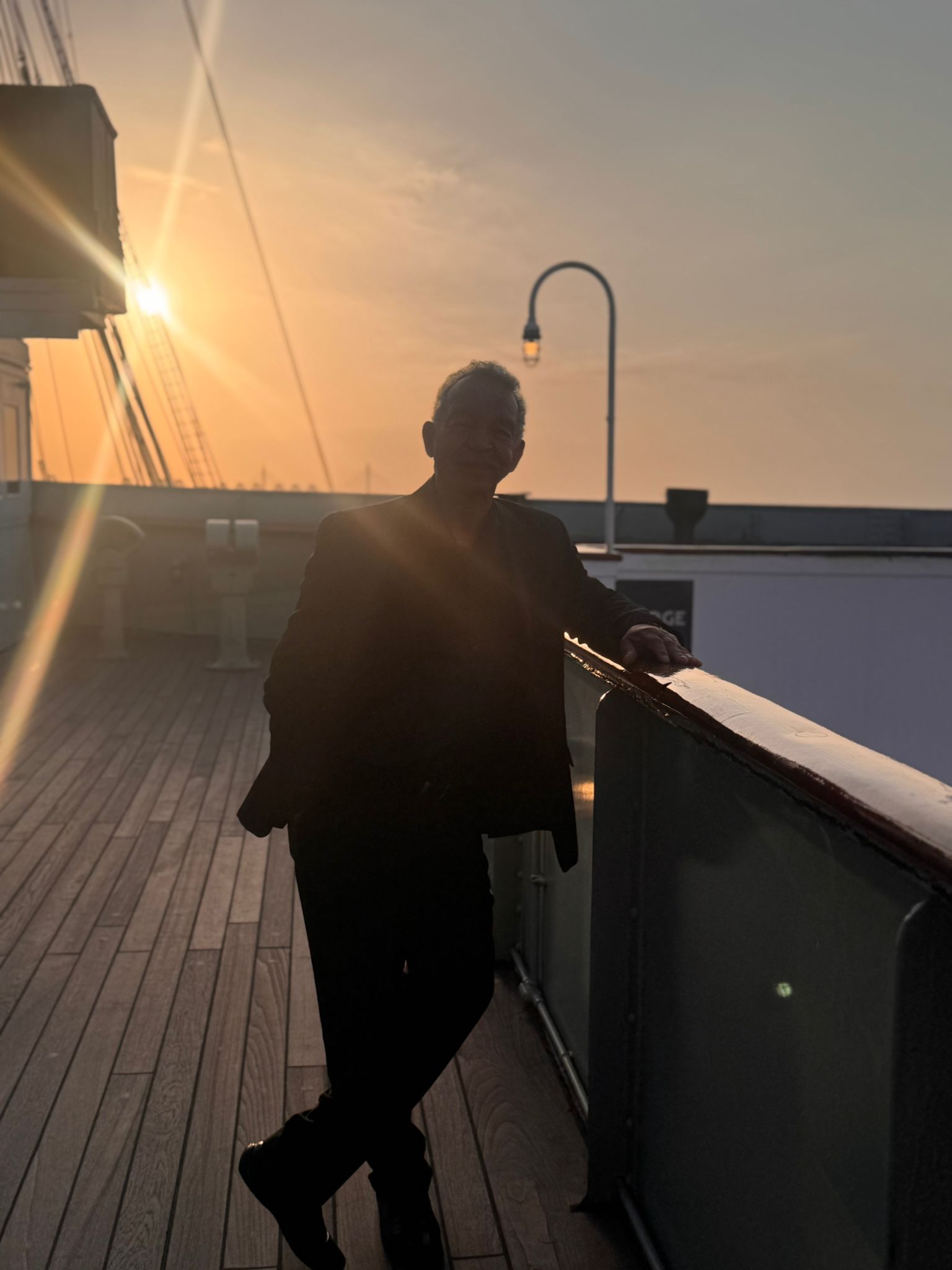 Alberto Corrales al atardecer